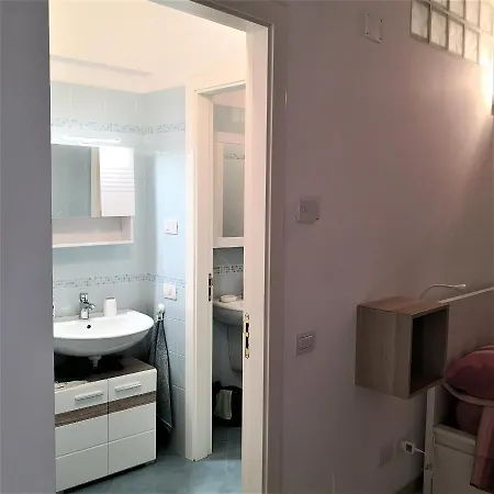 Apartment Centralissimo A *